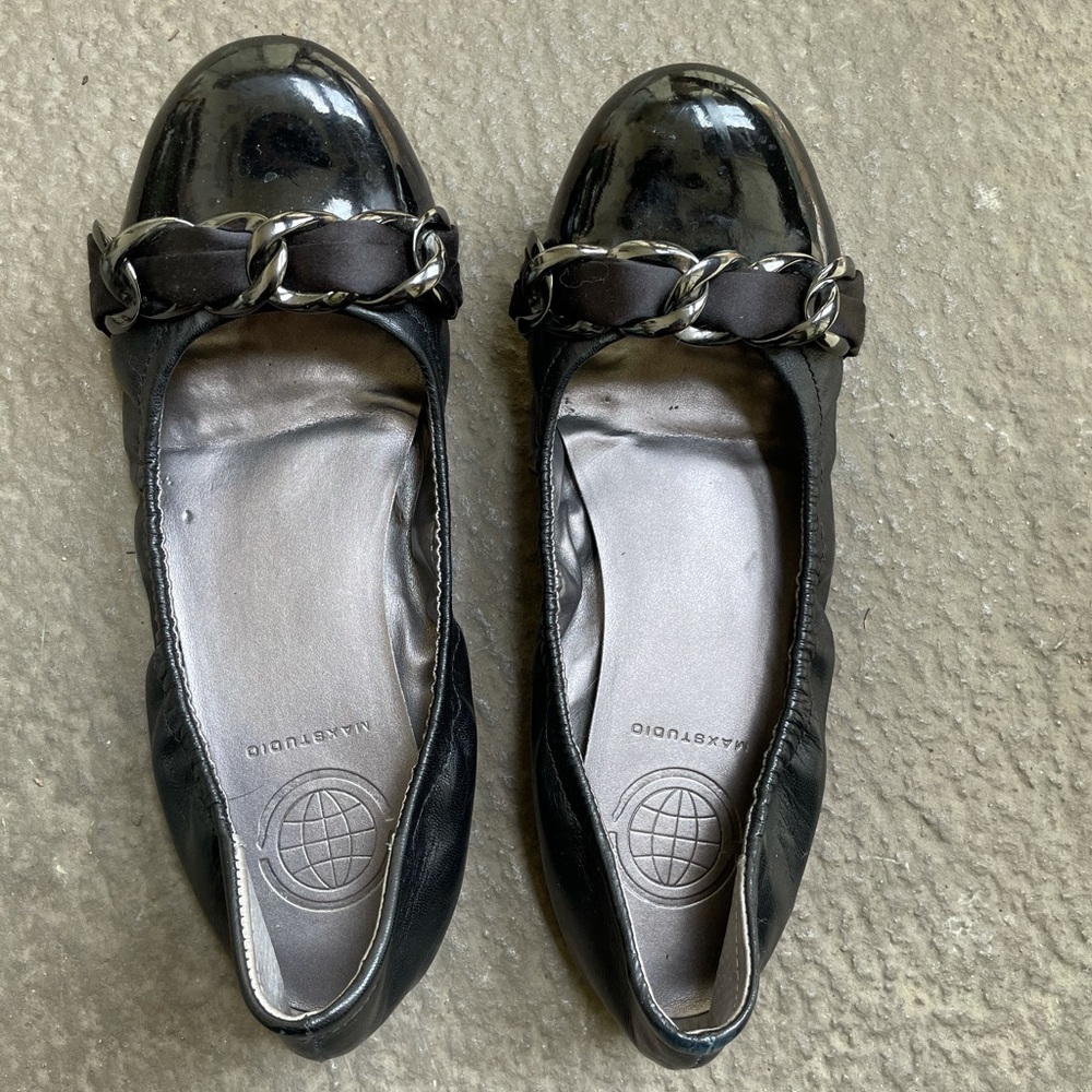 Max Studio Black Leather Flats